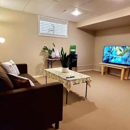 Saskatoon Lashyn Cove Homestay Kültér fotó